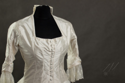 Suknia ślubna 1880r-1